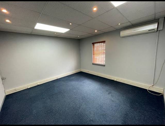 BUSINESS PROPERTY TO RENT IN DIE HOEWES